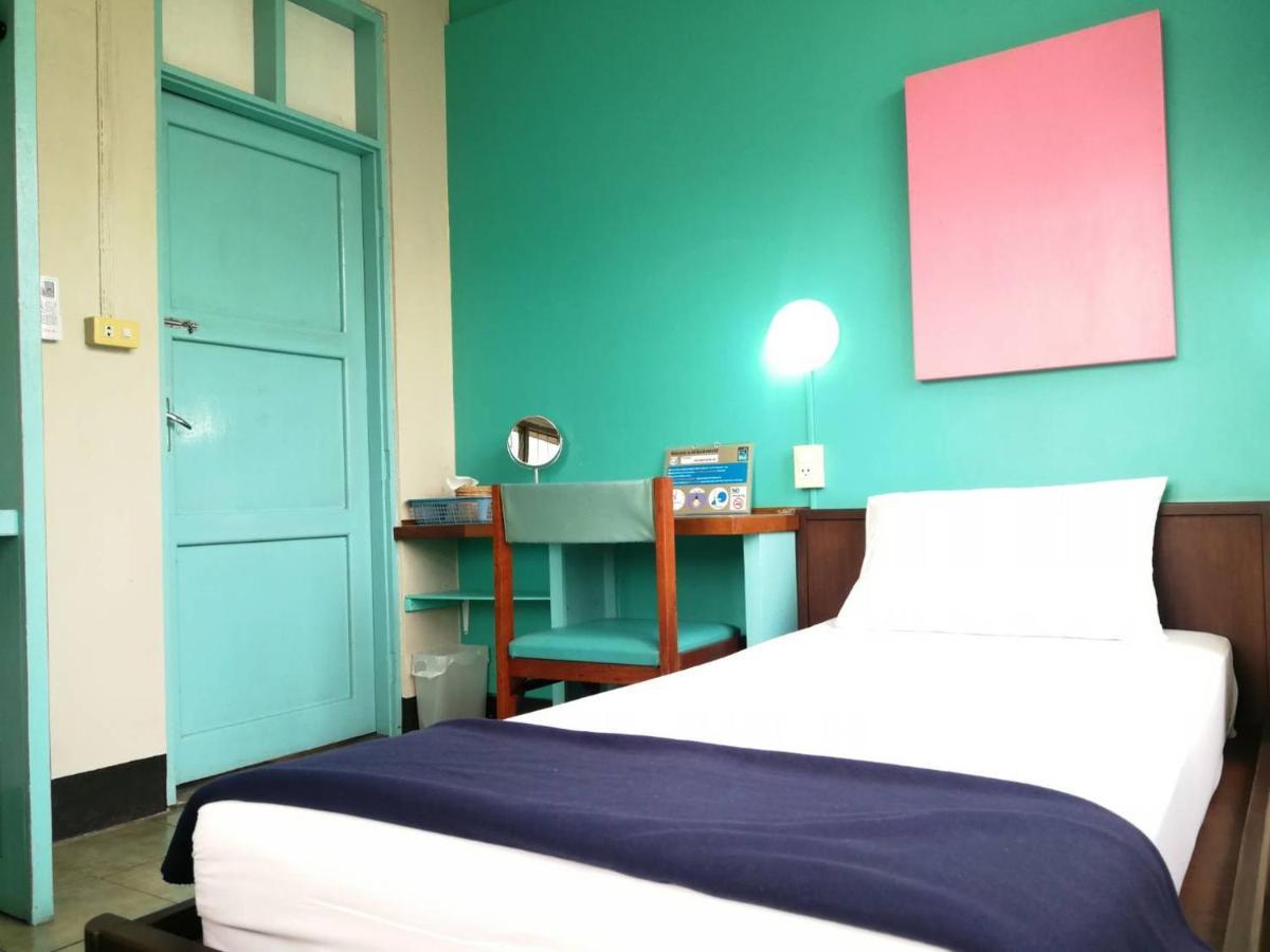 60 Blue House Hotel Chiang Mai Ngoại thất bức ảnh